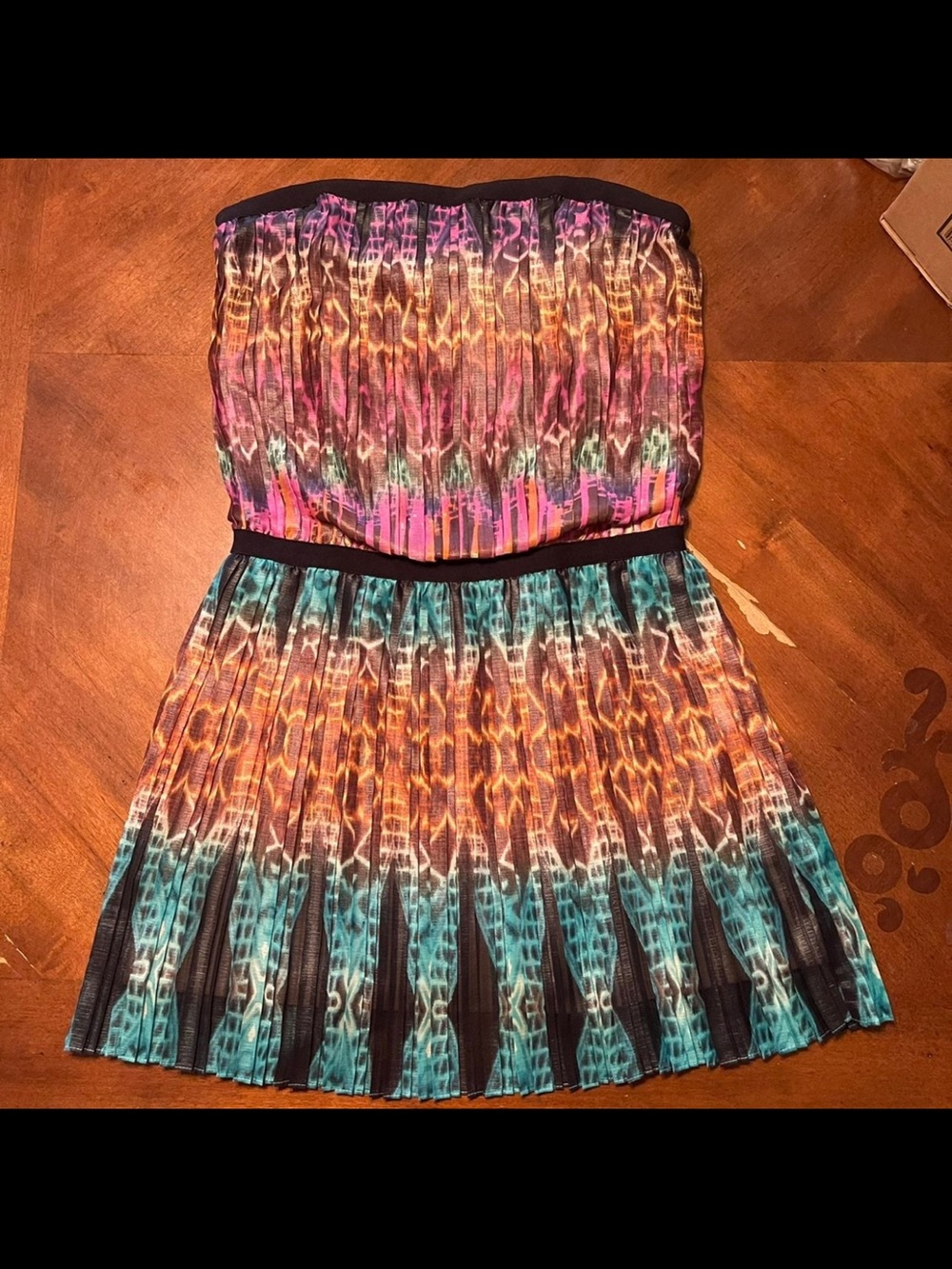 BCBGMAXAZRIA Taja Pleated Strapless Dress Women’s Medium